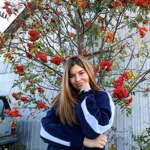 Meet your Posher, Megan